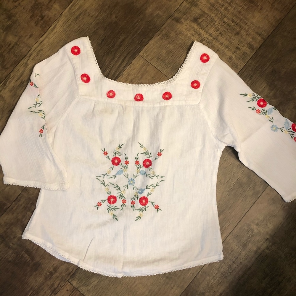 Super cute boho top